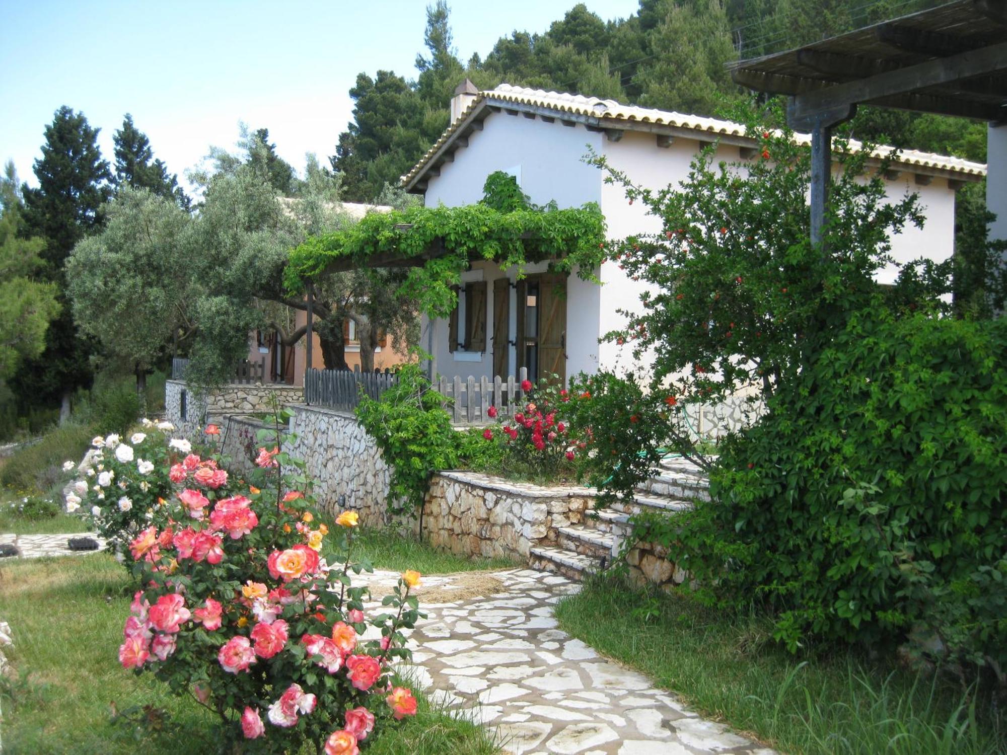 anerada / sun nature holidays Athanion Bagian luar foto