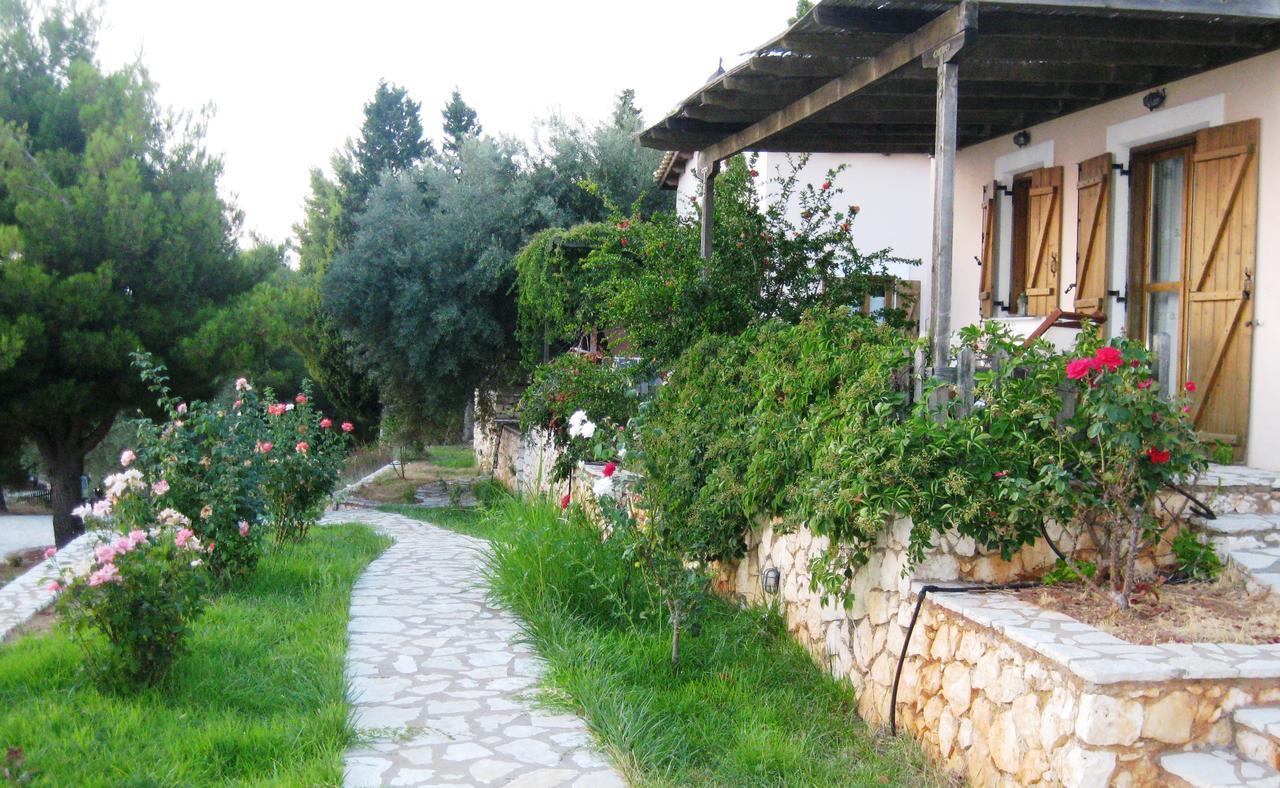 anerada / sun nature holidays Athanion Bagian luar foto